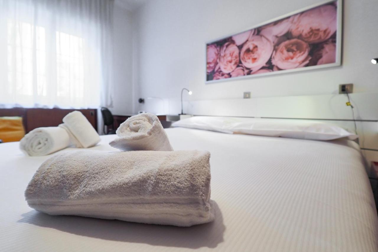 Primopiano - Tolmezzo Apartment Milan Bagian luar foto