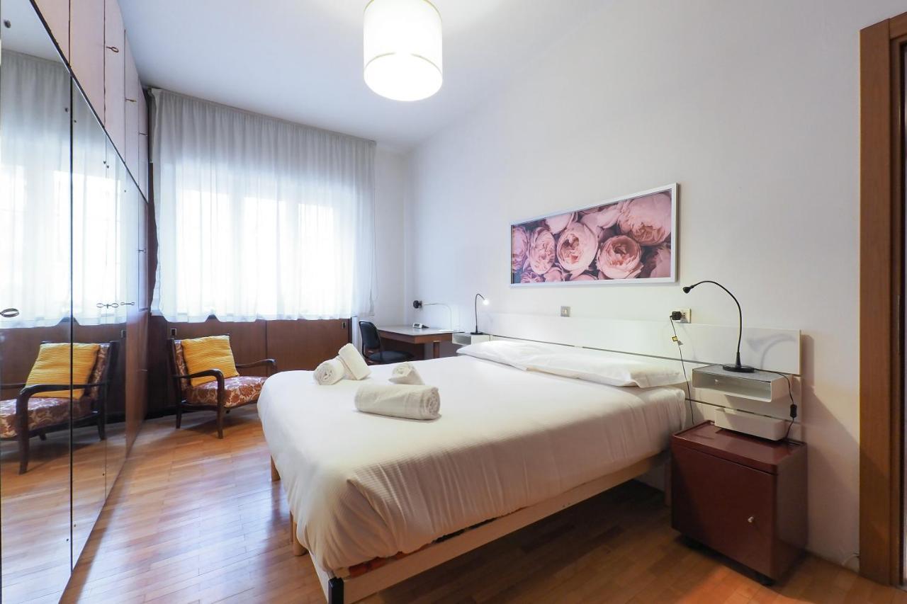 Primopiano - Tolmezzo Apartment Milan Bagian luar foto