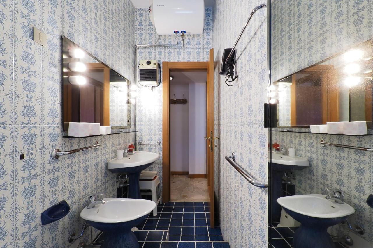 Primopiano - Tolmezzo Apartment Milan Bagian luar foto
