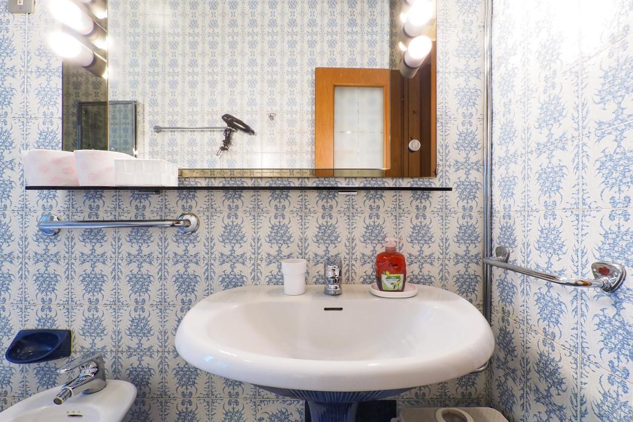 Primopiano - Tolmezzo Apartment Milan Bagian luar foto