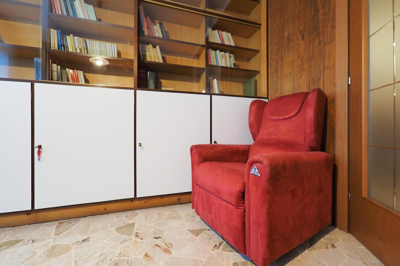 Primopiano - Tolmezzo Apartment Milan Bagian luar foto