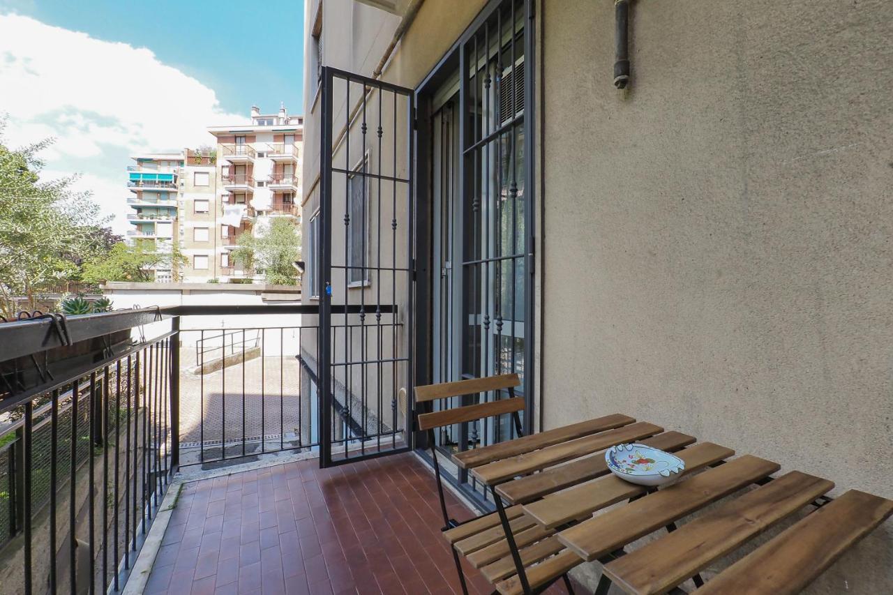 Primopiano - Tolmezzo Apartment Milan Bagian luar foto