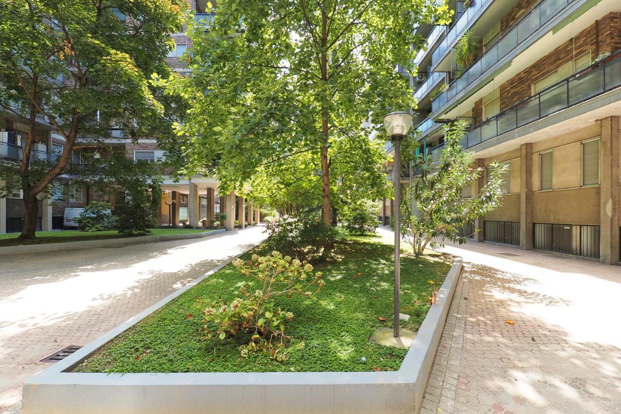 Primopiano - Tolmezzo Apartment Milan Bagian luar foto