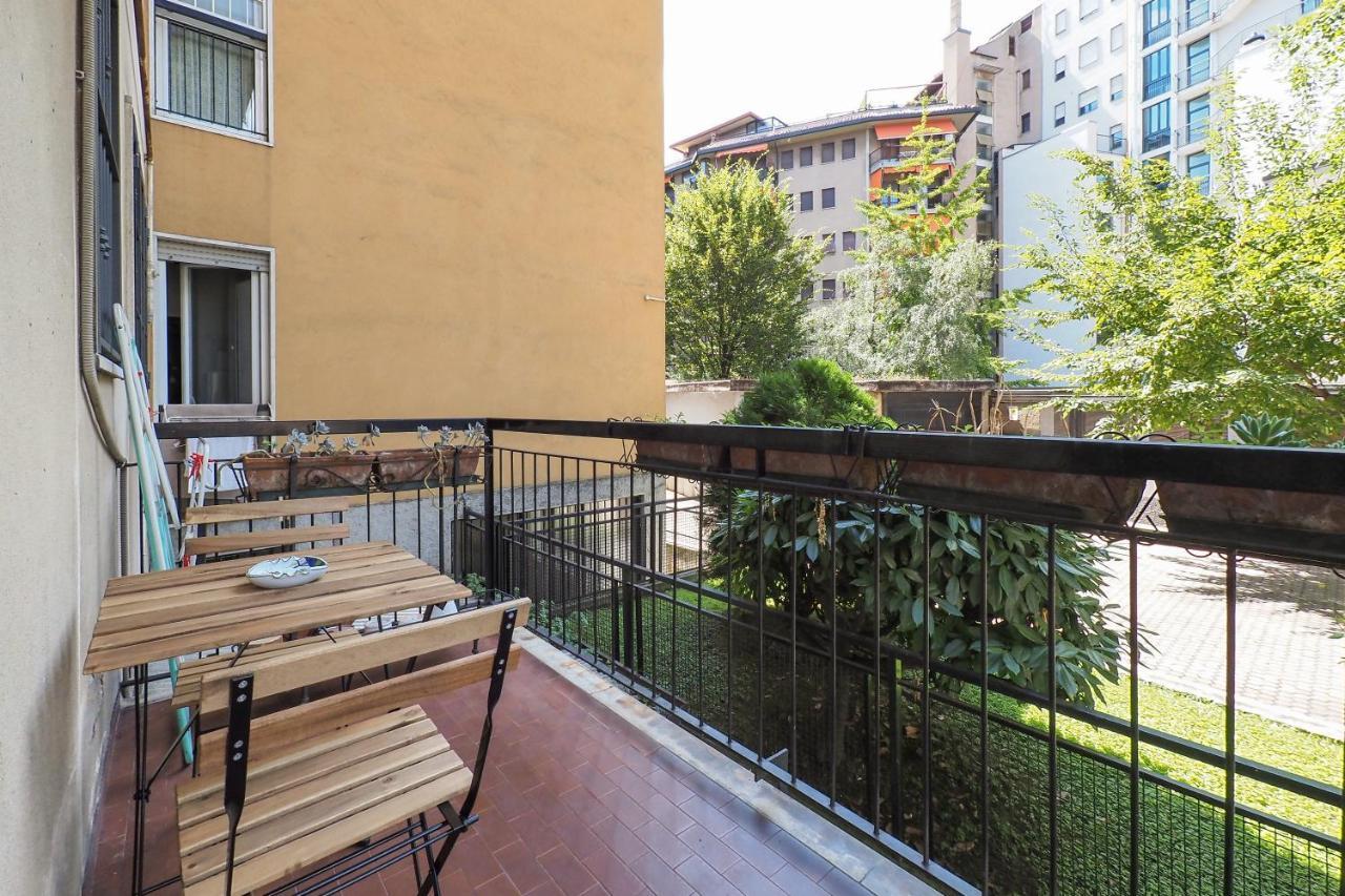 Primopiano - Tolmezzo Apartment Milan Bagian luar foto